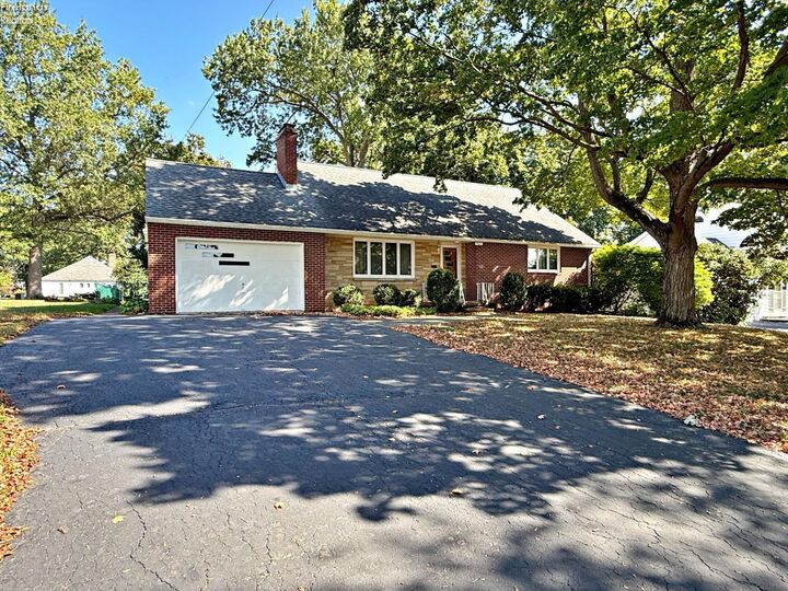 Property Photo: 505 S Washington Street OH 44883