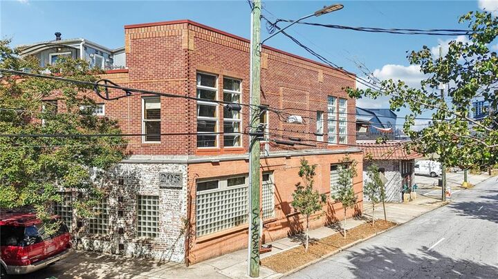Property Photo:  205 Walker Street SW G8  GA 30313