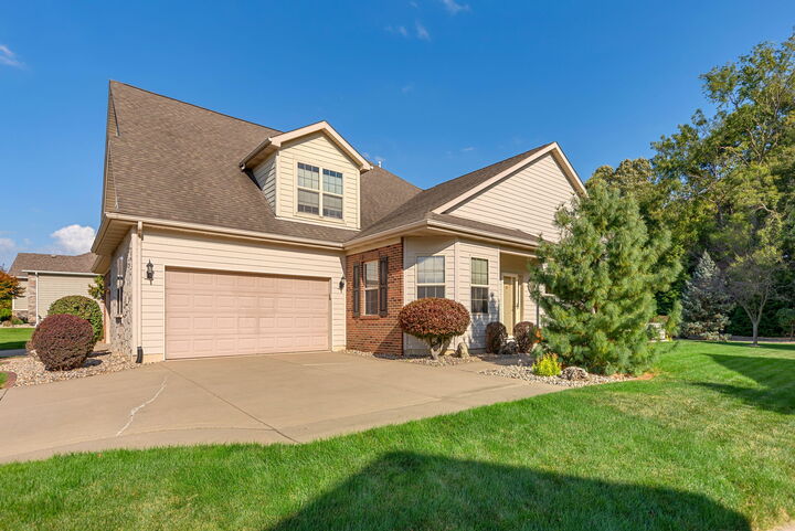 2804 Beauty Creek Run  Valparaiso IN 46385 photo