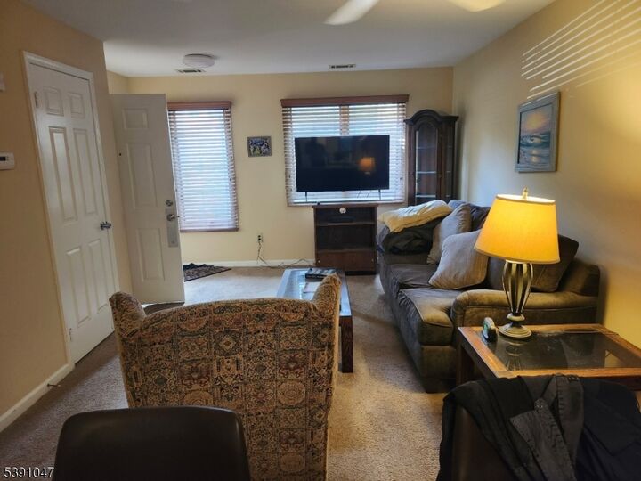 Property Photo:  7 Westchester Ter 7  NJ 08801 