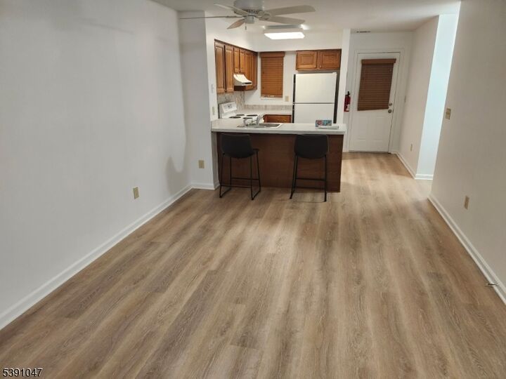 Property Photo: 7 Westchester Ter 7 NJ 08801