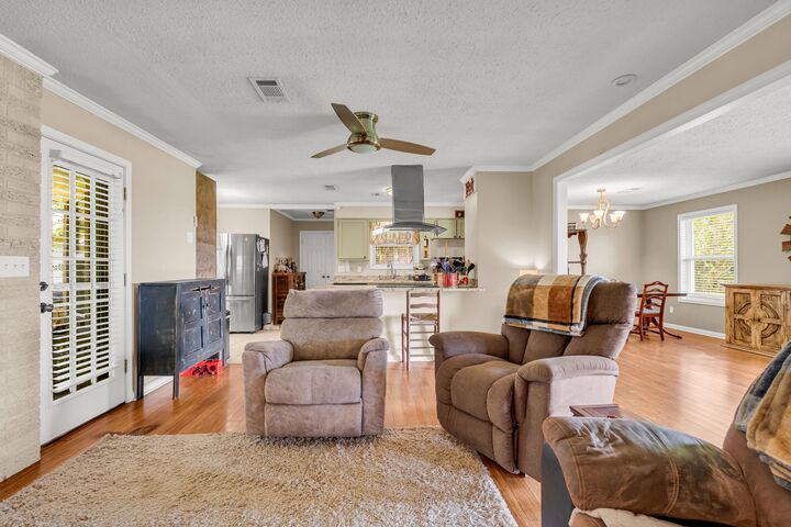 Property Photo:  14549 US-82  MS 39744 