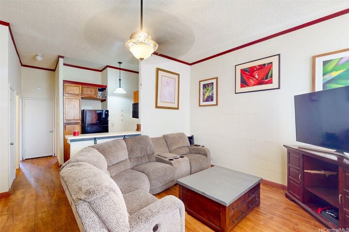 94-246 Leoku Street E103  Waipahu HI 96797 photo