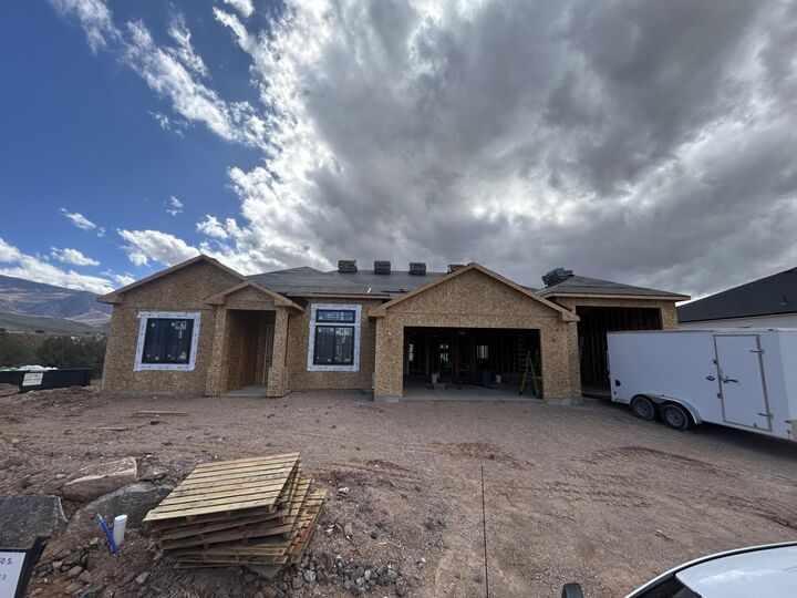 Property Photo: 3113 W 2350 S UT 84720