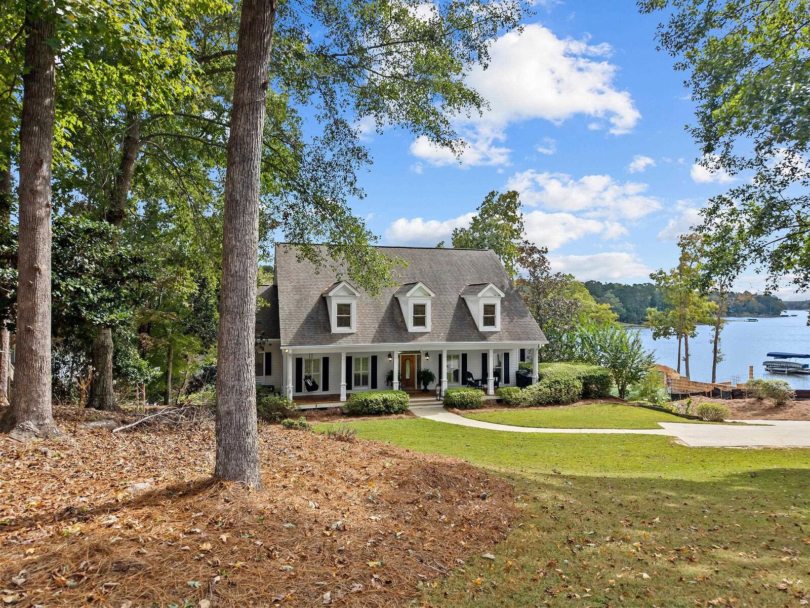 Property Photo: 1651 Lighthouse Circle GA 30642-0000