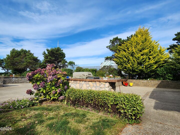 Property Photo:  6225 N Coast Hwy, Lot 18  OR 97365 