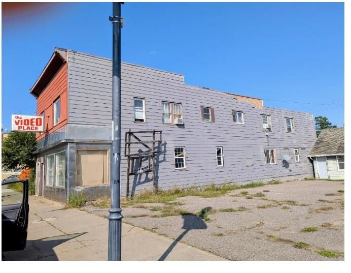 Property Photo: 2328 1st Ave MN 55746