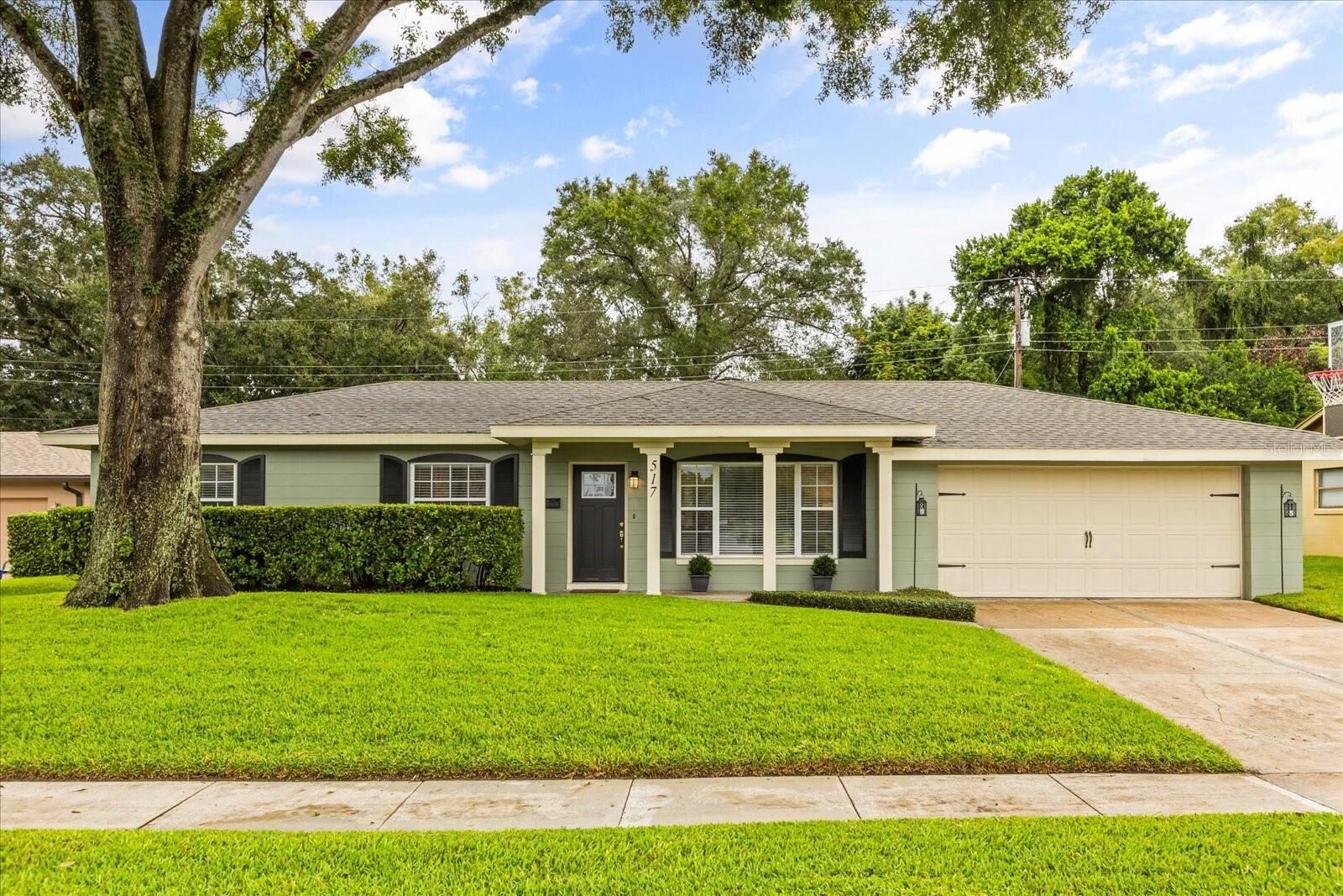 Property Photo:  517 Mason Street  FL 32701 