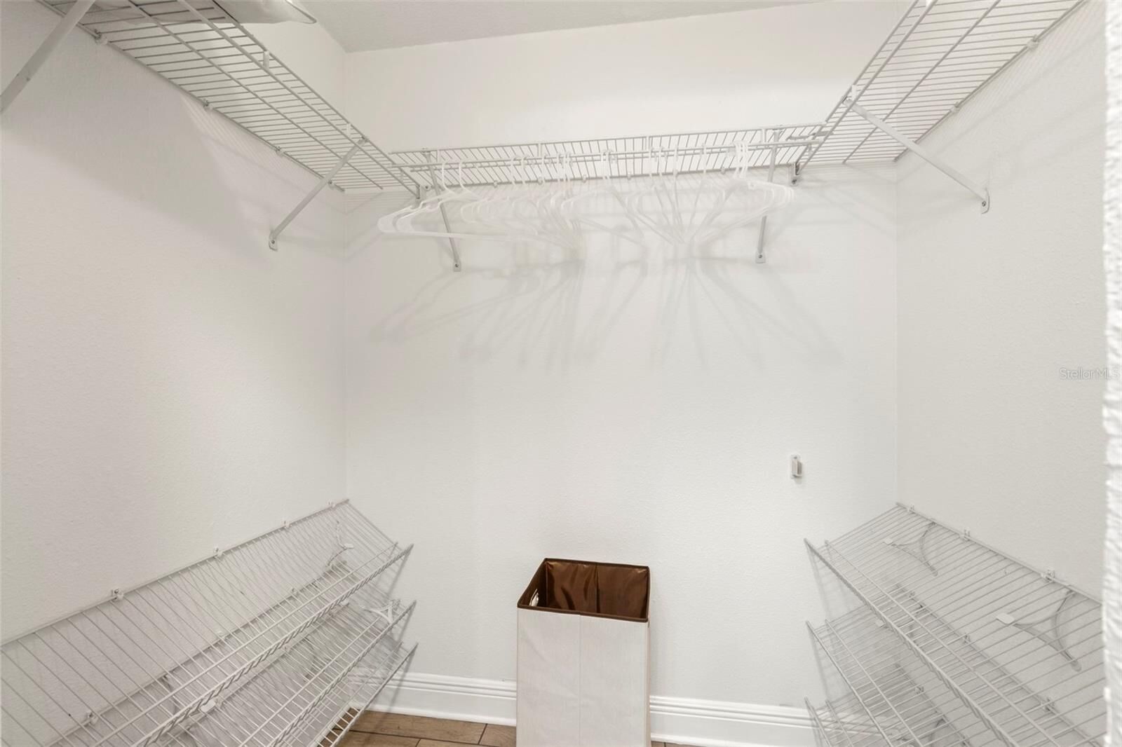 Property Photo: 5817 Park Street N 406 FL 33709