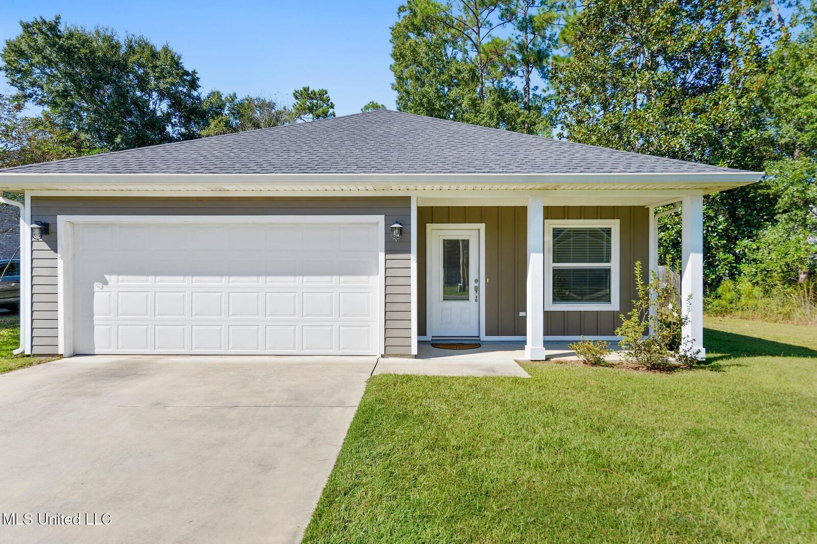 Property Photo: 84104 Op La Way MS 39525