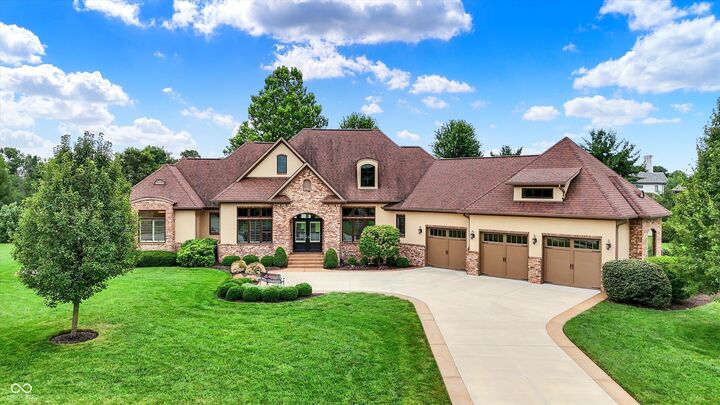 Property Photo: 5871 Claybourne Drive IN 46106