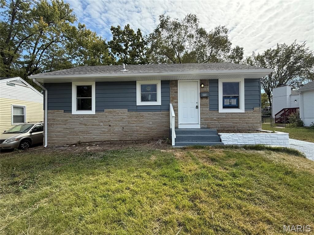 Property Photo: 448 Lancashire Road MO 63137