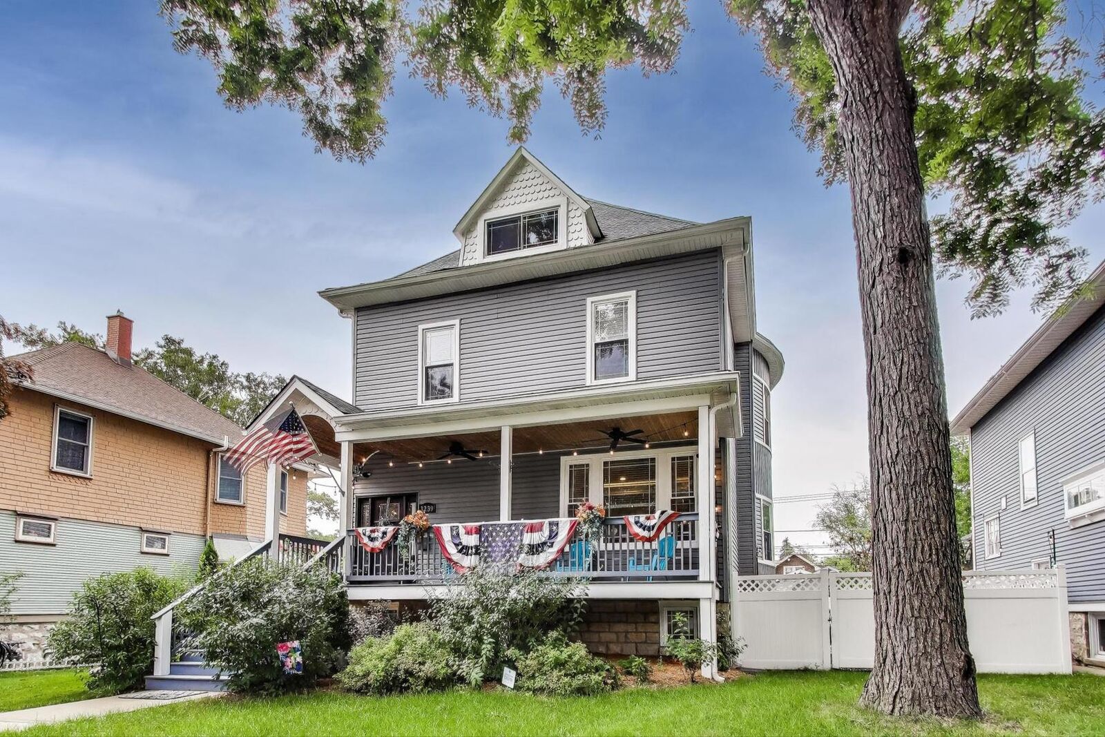 Property Photo:  3239 Wesley Avenue  IL 60402 