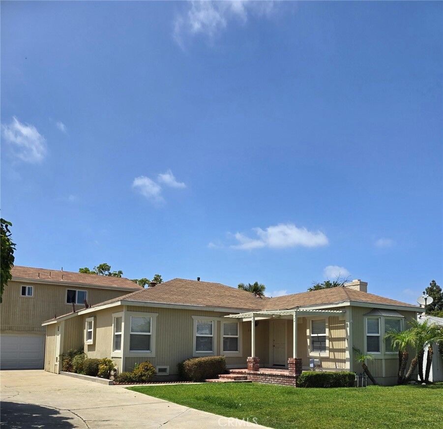 Property Photo: 2571 Orange CA 92627