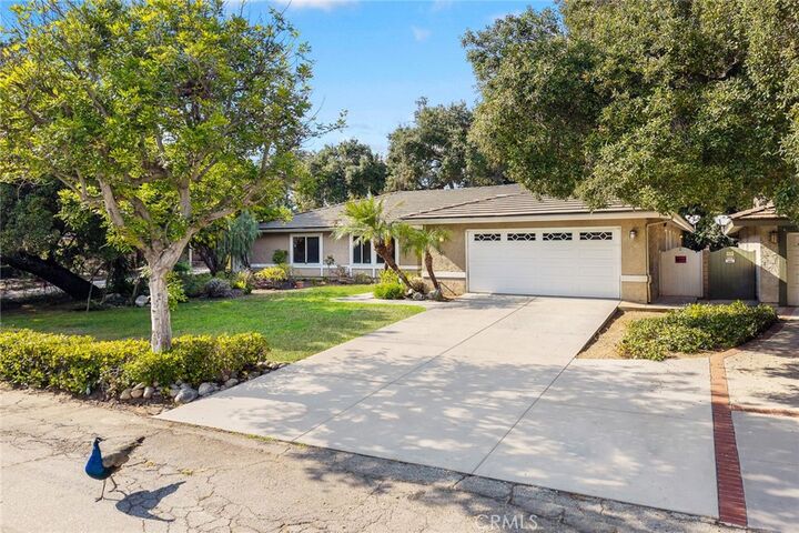 Property Photo: 261 Oakhurst CA 91007