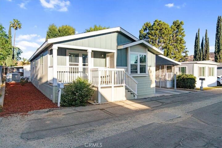 Property Photo: 29021 Bouquet Canyon 323 CA 91390