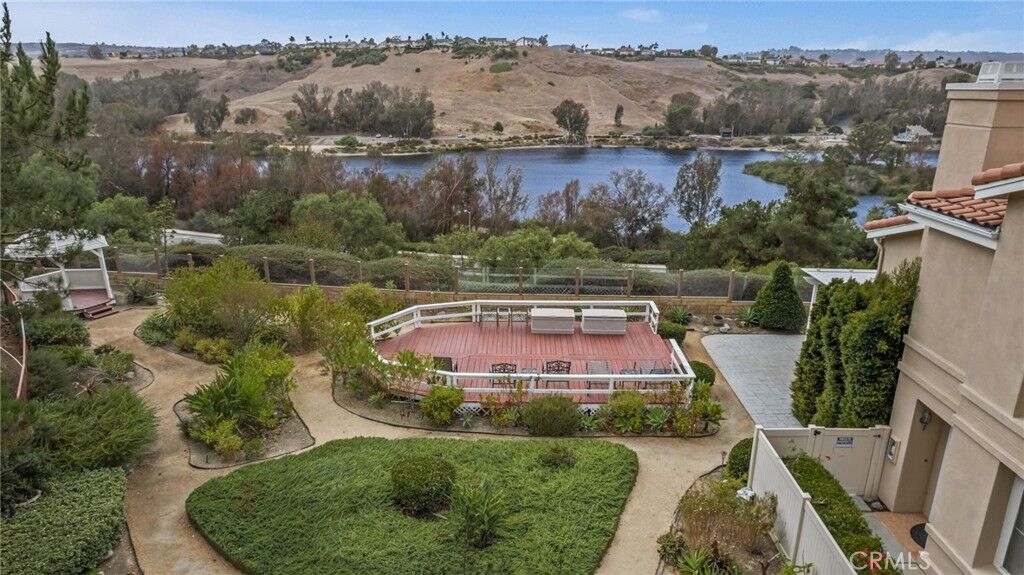 Property Photo:  28677 La Azteca  CA 92677 