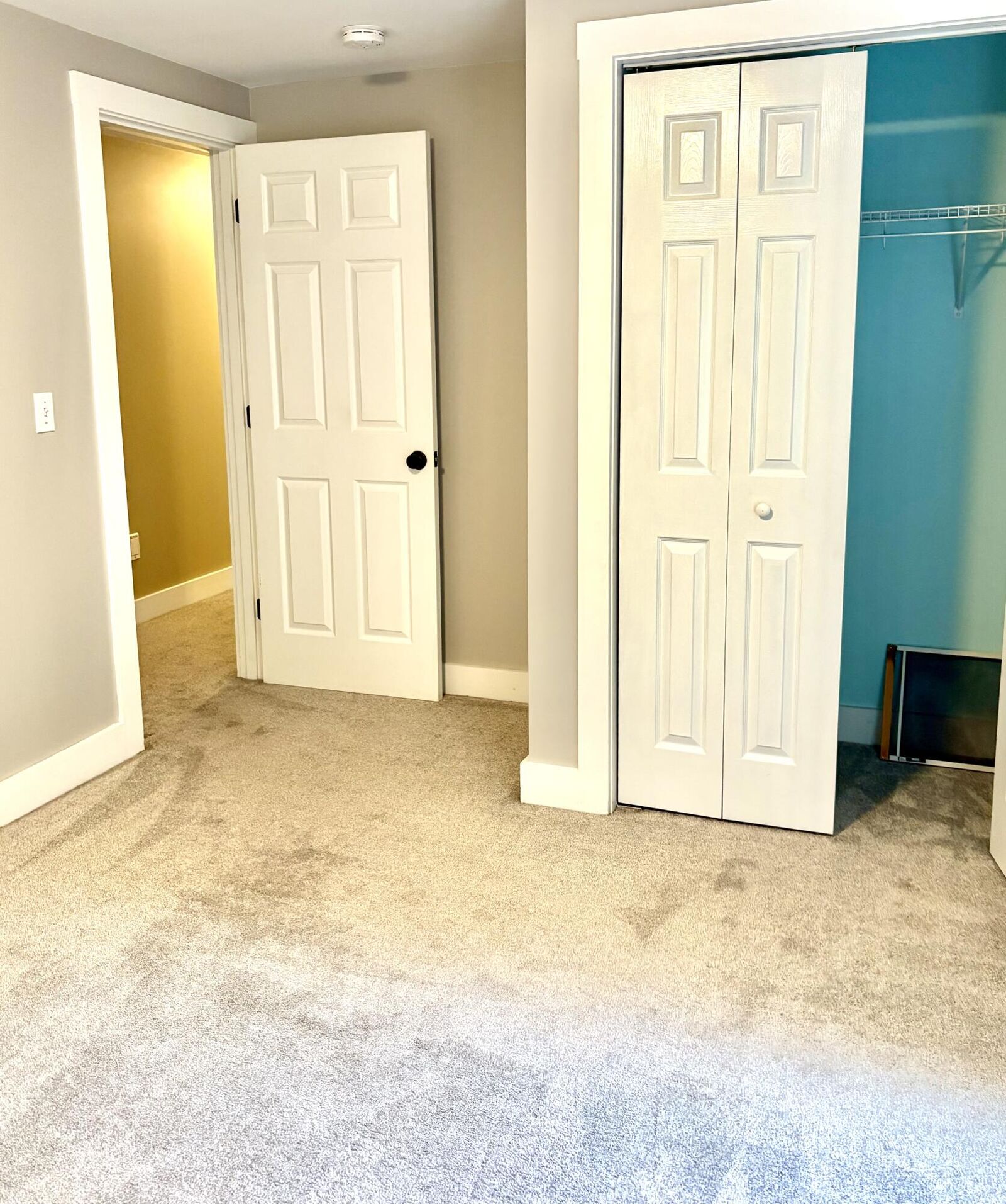 Property Photo: 13 Fairview Avenue ME 04039