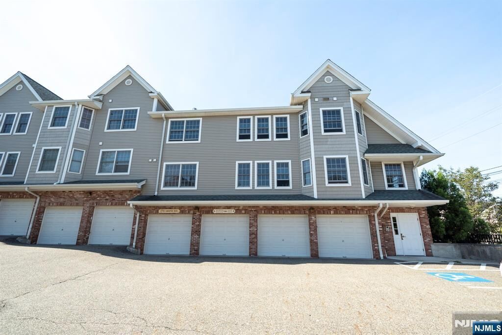 Property Photo: 270 Grand Avenue 3A NJ 07650