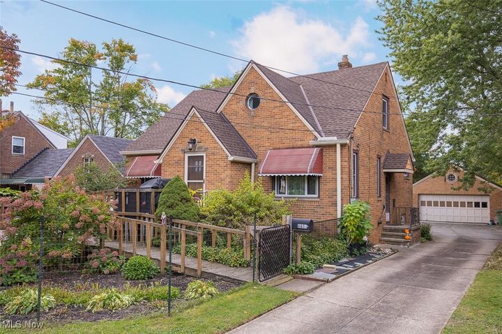 Property Photo: 6630 York Road OH 44130
