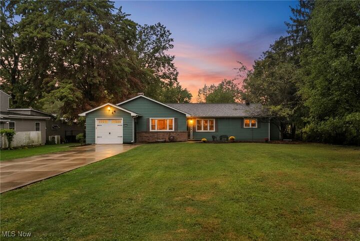 7872 French Drive  Northfield OH 44067 photo