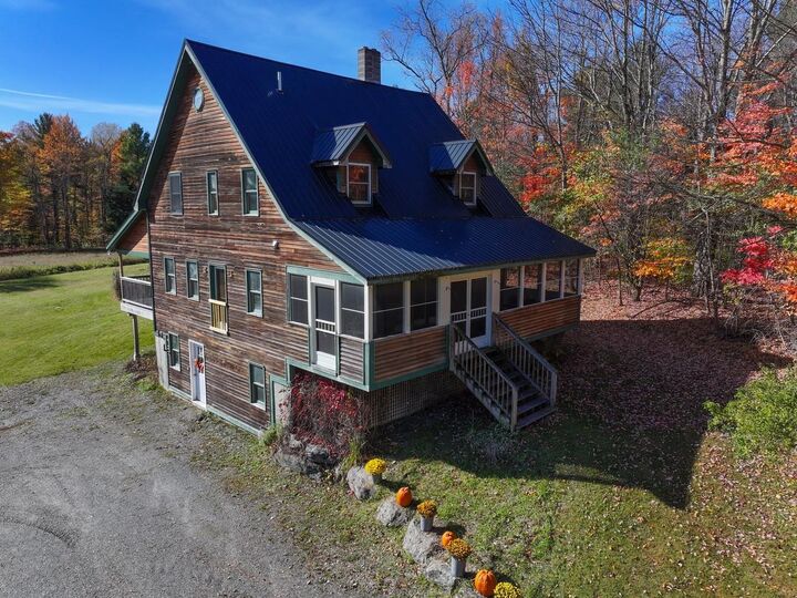 Property Photo: 2334 Pumpkin Village Road VT 05455