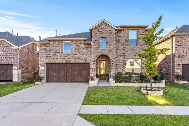 2096 Creekbluff Circle  Lewisville TX 75010 photo