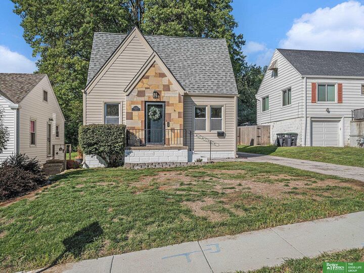 6232 Pierce Street  Omaha NE 68106 photo