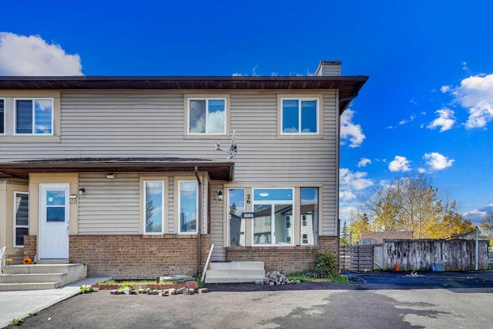 26 Falmead Bay NE  Calgary AB T3J 1H2 photo