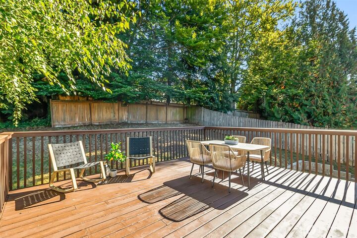 Property Photo:  12507 NE 107th Pl  WA 98033 