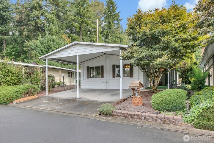 Property Photo: 201 Union Avenue SE 46 WA 98059