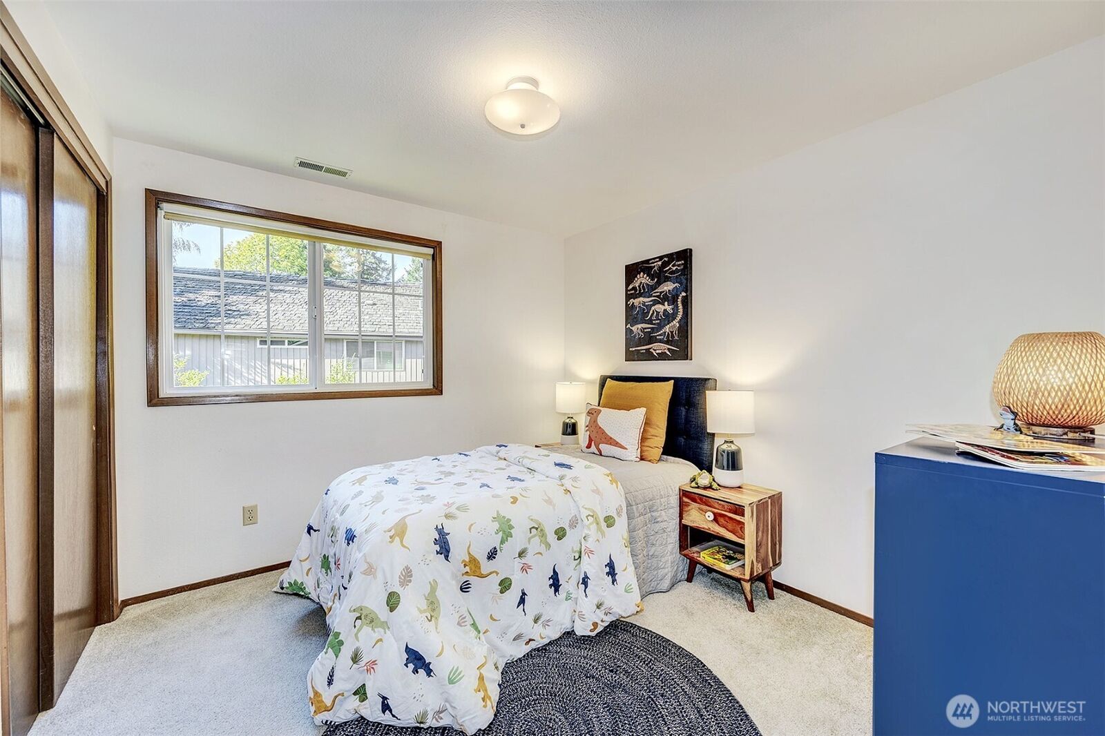 Property Photo: 19904 Maplewood Drive WA 98026