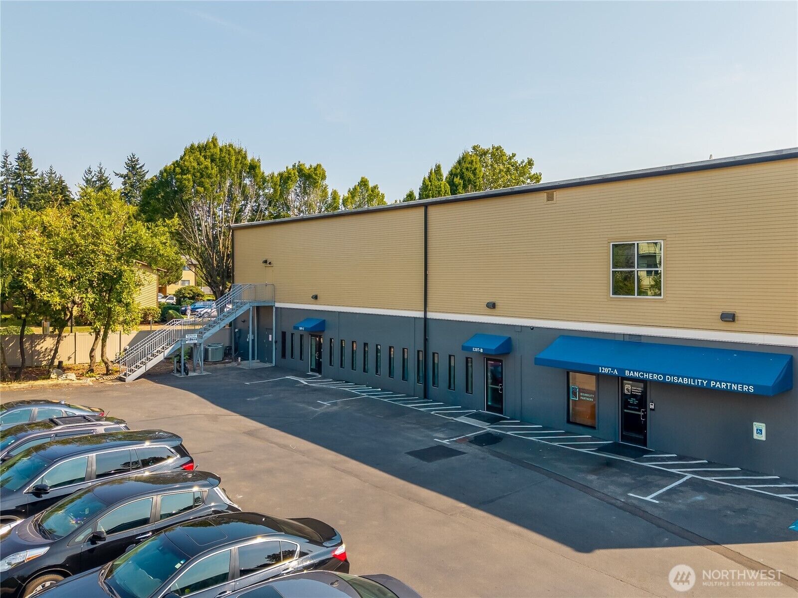 Property Photo: 1207 N 152nd Street B WA 98133