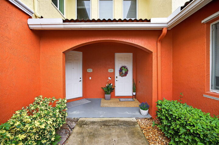 Property Photo: 47 SE Sedona Circle 102 FL 34994
