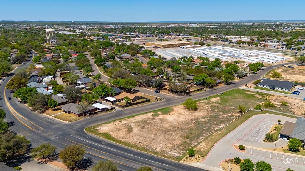Property Photo: 2624 Southland Blvd TX 76904