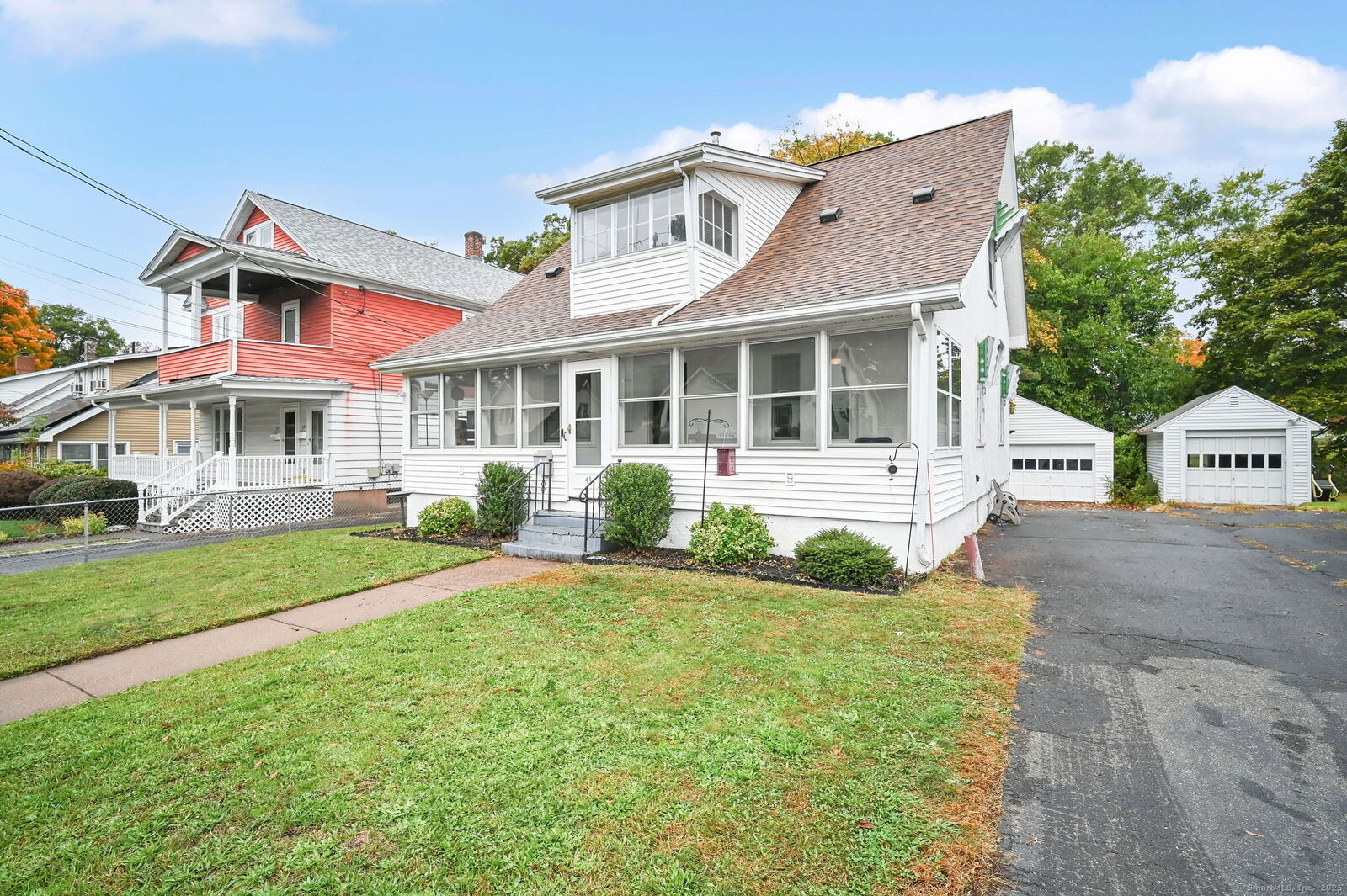 Property Photo:  41 Delmont Street  CT 06042