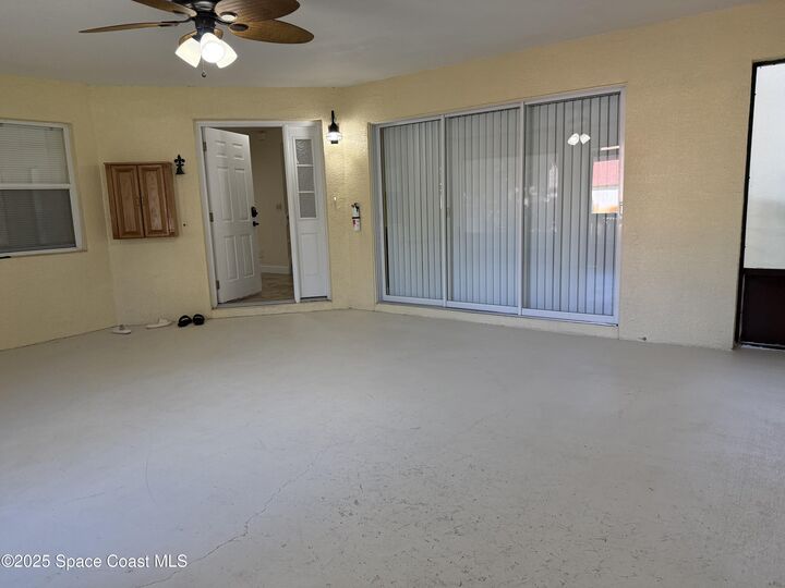 Property Photo: 2613 S Park Avenue FL 32780