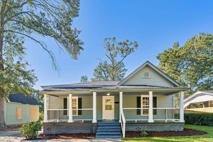 Property Photo:  565 Saxon Avenue  SC 29301 