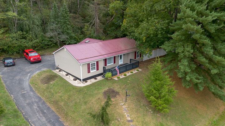 Property Photo:  212 Sharon Road  OH 45601 