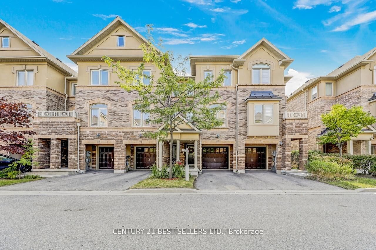 Property Photo: 6625 Falconer Drive 52 ON L5N 0C7