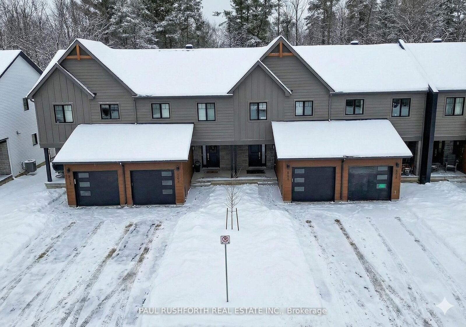 Property Photo: 457 Laurette Street ON K4K 0N9
