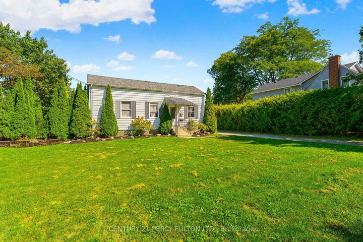 Photo de la propriété: 117 Scugog Street ON L1C 3J3