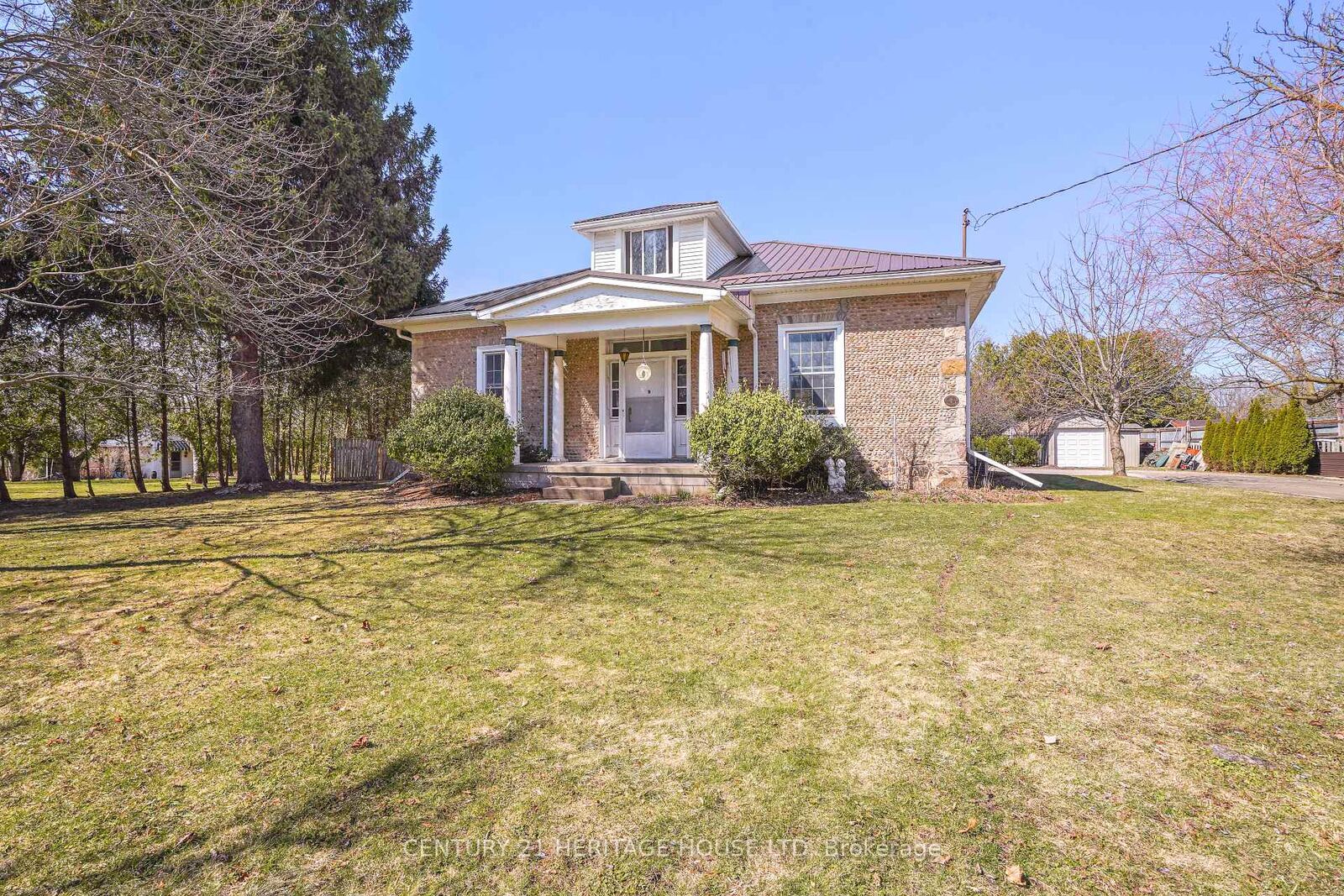 Property Photo:  899 Keg Lane  ON N3L 3E2 