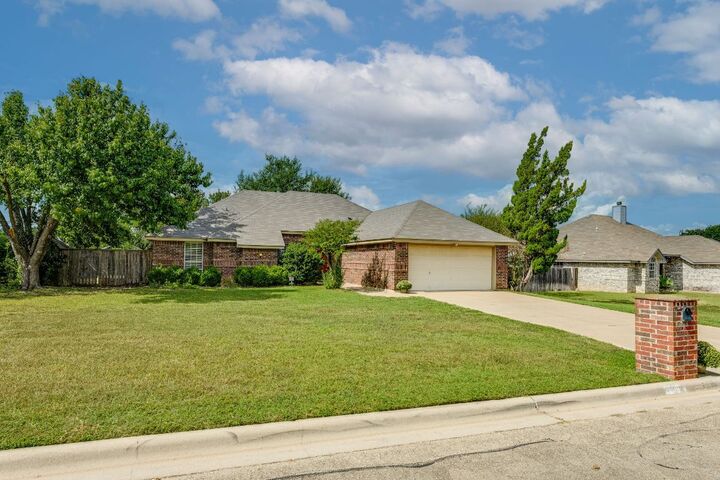 Property Photo: 2006 Shadow Ridge Road TX 76548