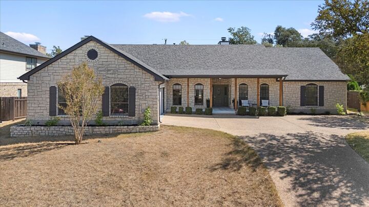Property Photo: 10301 Pickfair Drive TX 78750