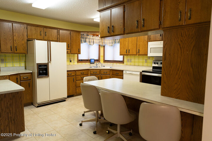 Property Photo:  602 3rd Avenue NE  ND 58622