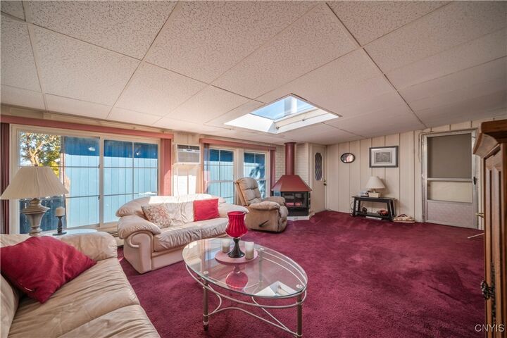 Property Photo:  110 Bellshire Lane  NY 13208 