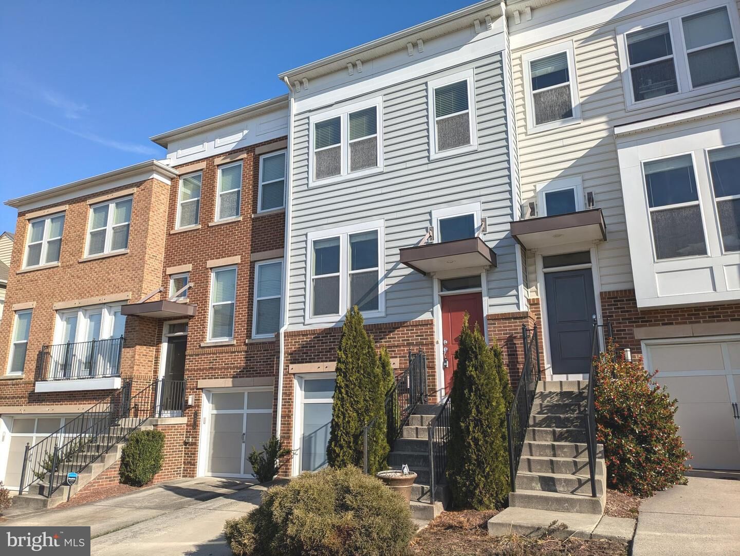 Property Photo:  22520 Highcroft Terrace  VA 20148 