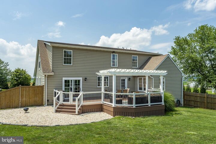 Property Photo: 206 N New Holland Road PA 17529