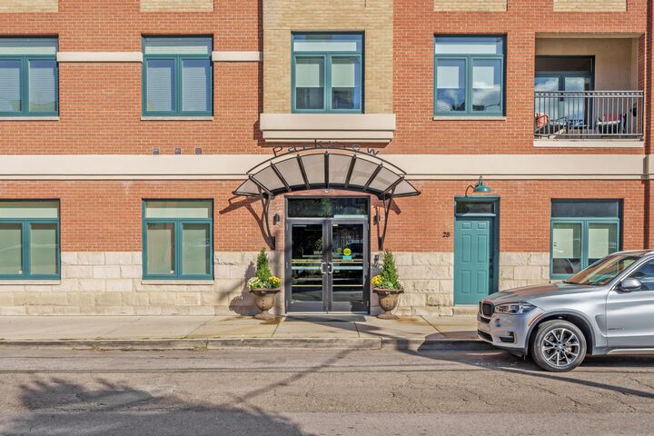 Property Photo:  34 W Poplar Avenue  OH 43215